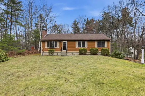 3 Cardinal Circle, Londonderry, NH 03053