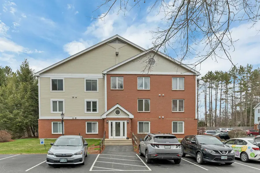 3 Timberwood Drive #106, Goffstown, NH 03045 - #2