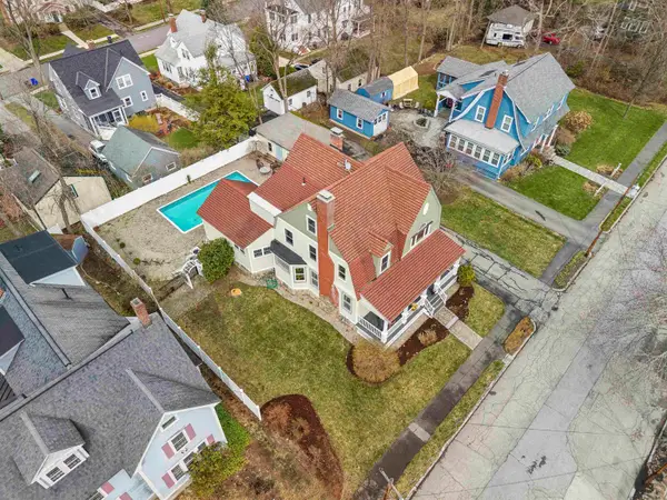 944 Chestnut Street, Manchester, NH 03104