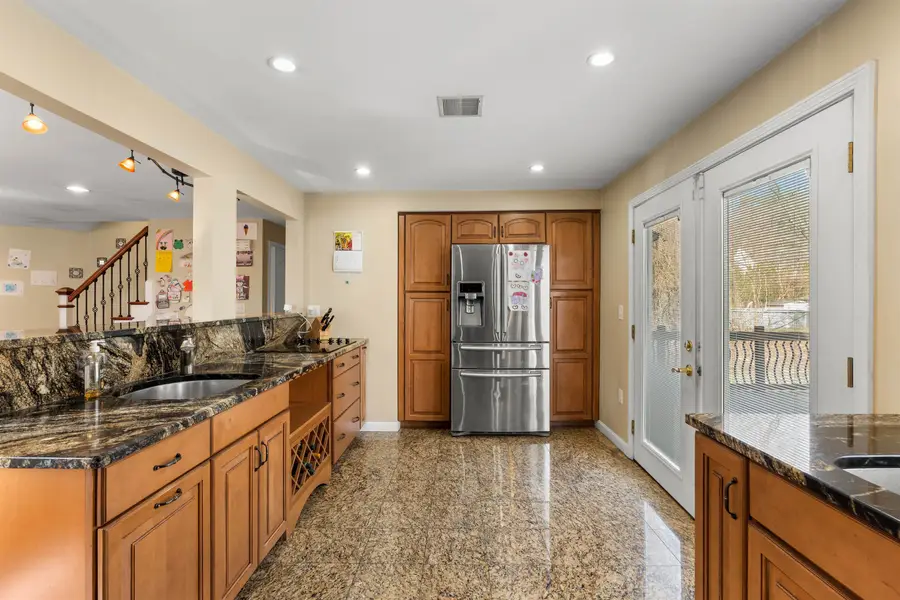 366 Arah Street, Manchester, NH 03104 - #3