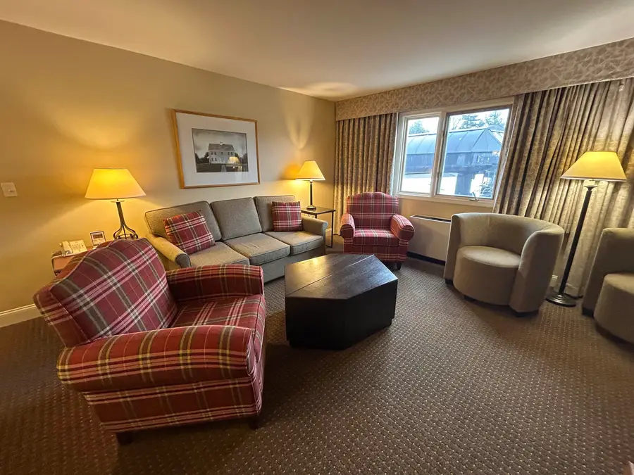 274/76Qtr. 2 Grand Summit Way, Dover, VT 05356 - #2