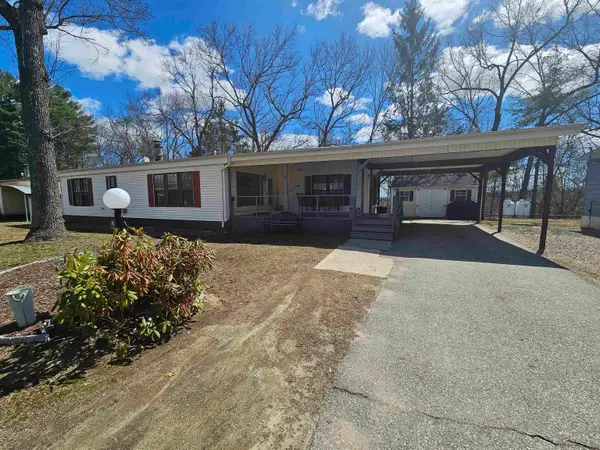 46 River Ledge Drive, Goffstown, NH 03045