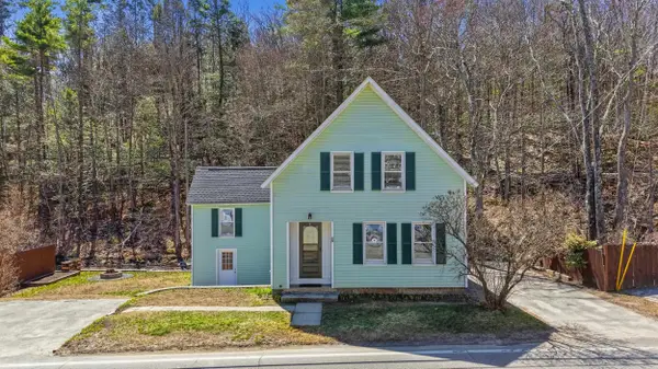 54 Forest Road, Wilton, NH 03086