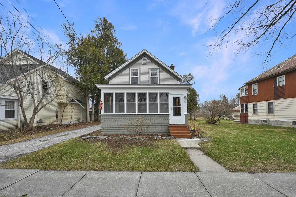 24 Edward Street, Saint Albans, VT 05478 - #1