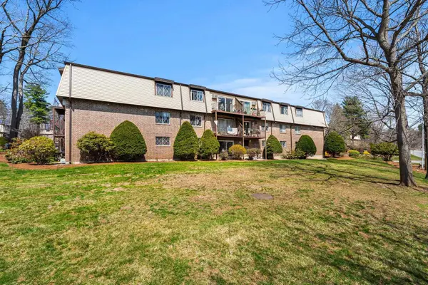 2 Silvestri Circle #4, Derry, NH 03038