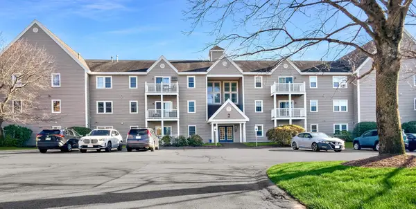 2 Maple Ridge Drive #29, Merrimack, NH 03054