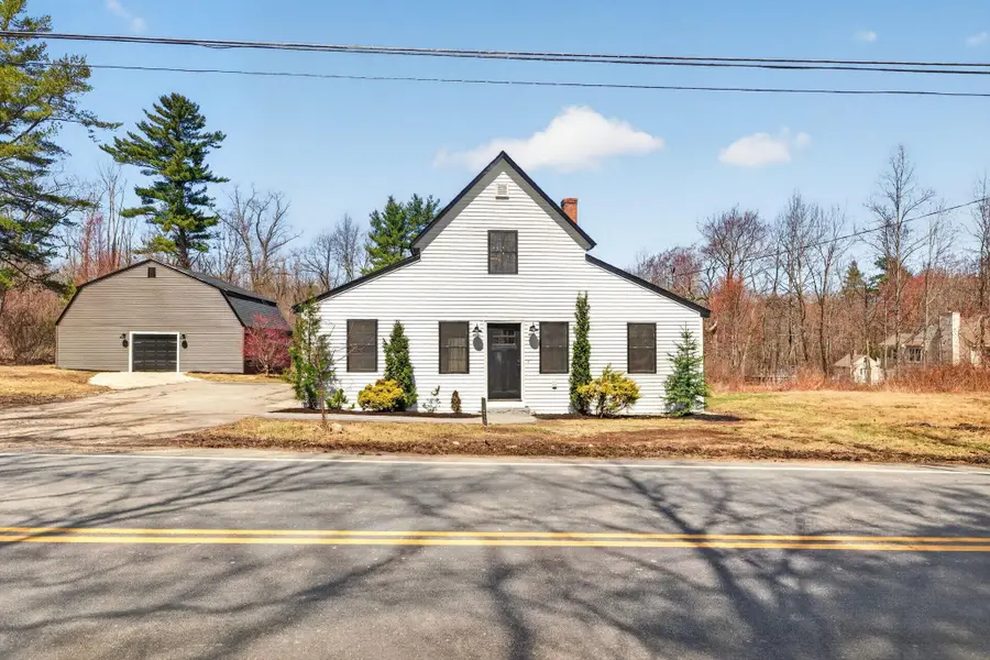 211 Sandown Road, Chester, NH 03036 - #2