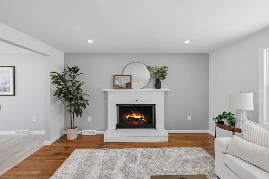 12 Fernwood Drive, Merrimack, NH 03054 - #3