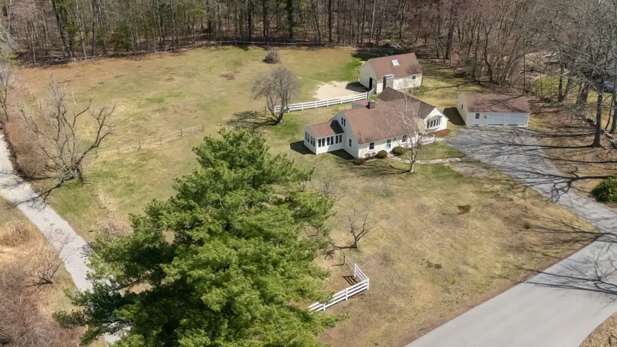 12 Miltimore Road, Derry, NH 03038 - #3