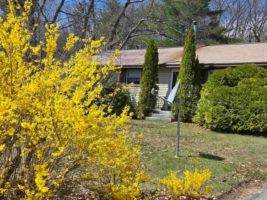 37 Country Club Lane, Merrimack, NH 03054 - #2