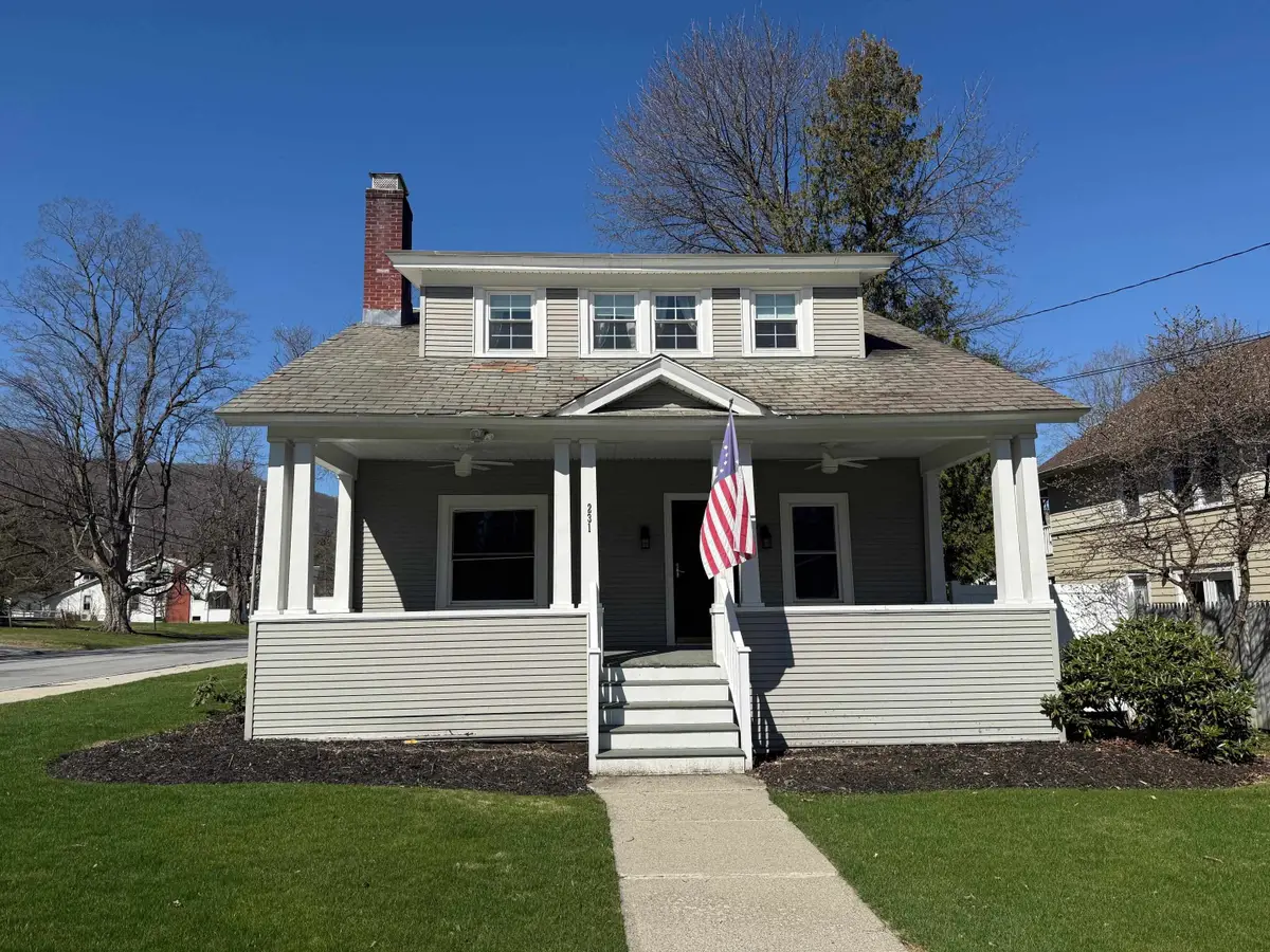 231 Washington Avenue, Bennington, VT 05201 - #1