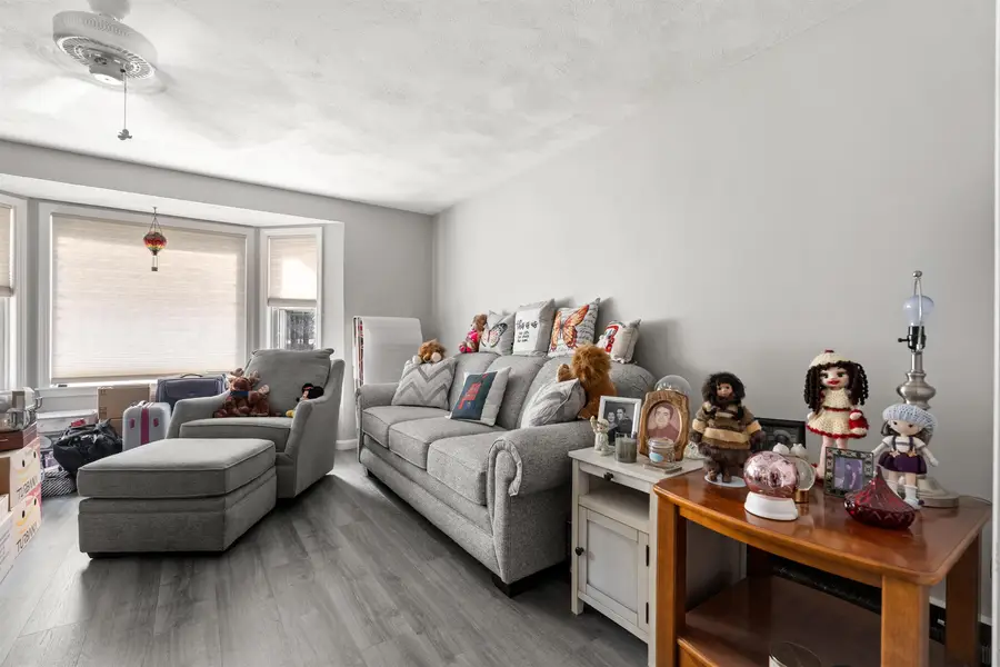 27 Reed Street #A, Londonderry, NH 03053 - #3