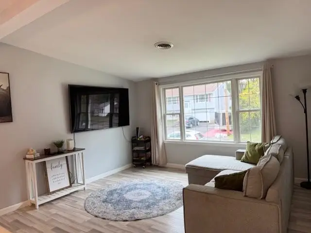 18 Baltimore Road, Nashua, NH 03062 - #3