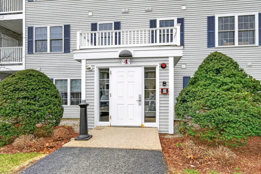 4 Crestview Circle #97, Londonderry, NH 03053 - #2