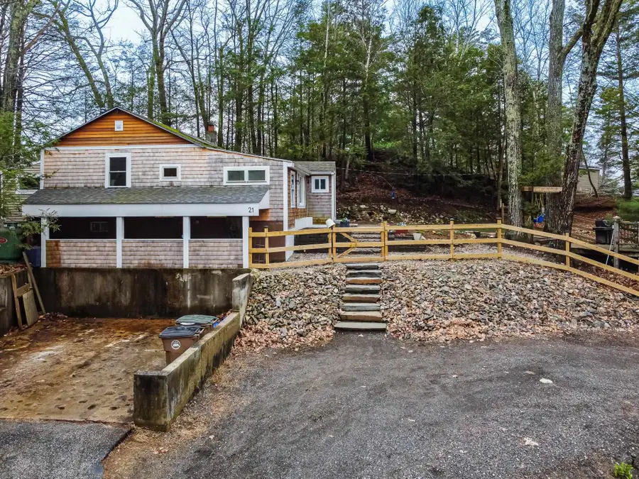 21 Hemlock Heights Road, Atkinson, NH 03811 - #3