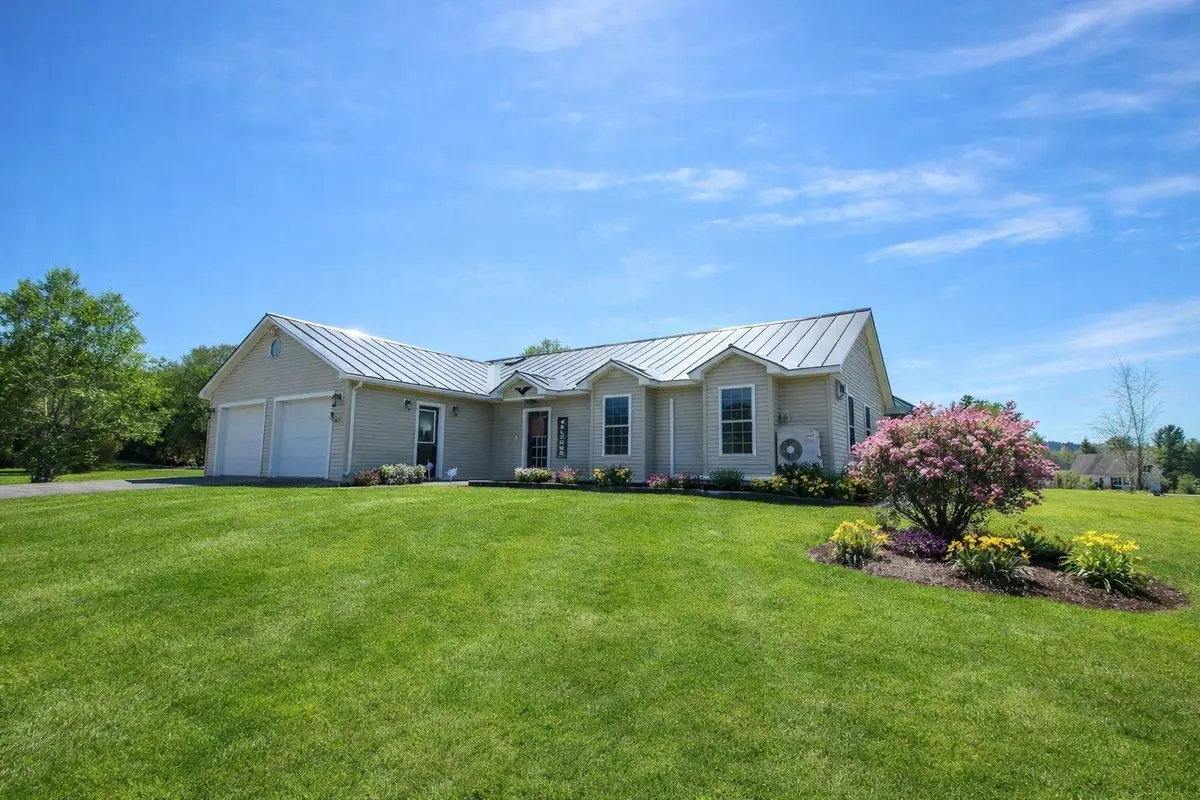 3 Hutchins Circle, South Barre, VT 05641 - #1
