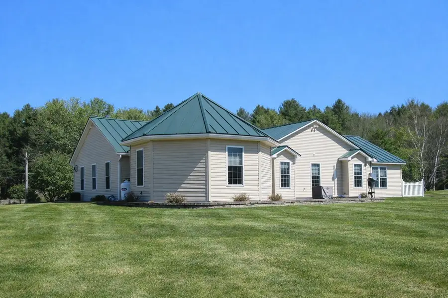 3 Hutchins Circle, South Barre, VT 05641 - #3