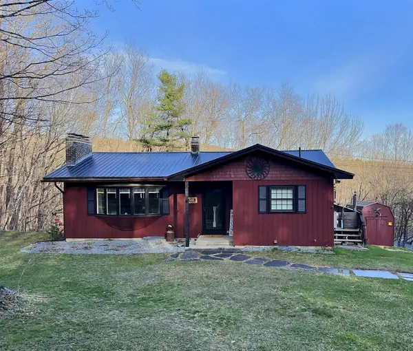 1568 Spaulding Road, St. Johnsbury, VT 05819