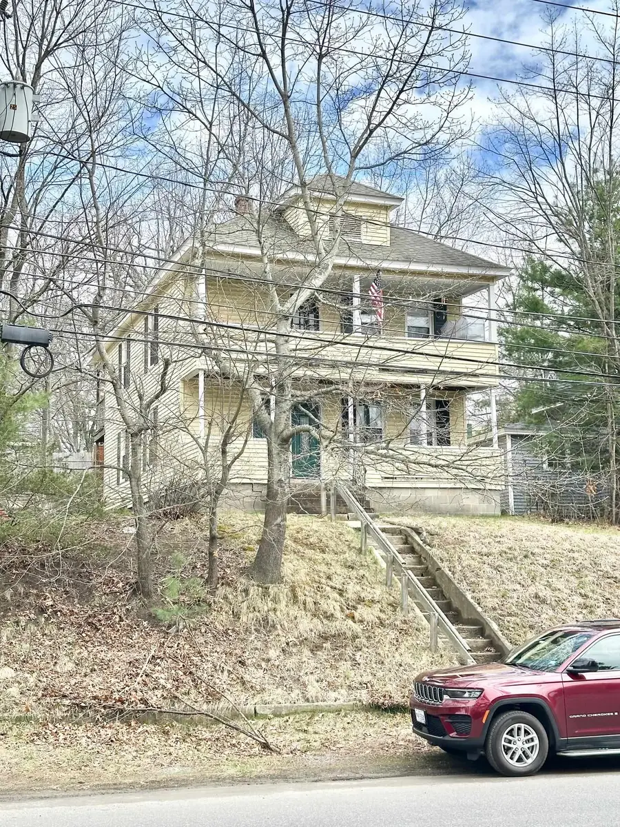 477-479 Calef Road, Manchester, NH 03103 - #2