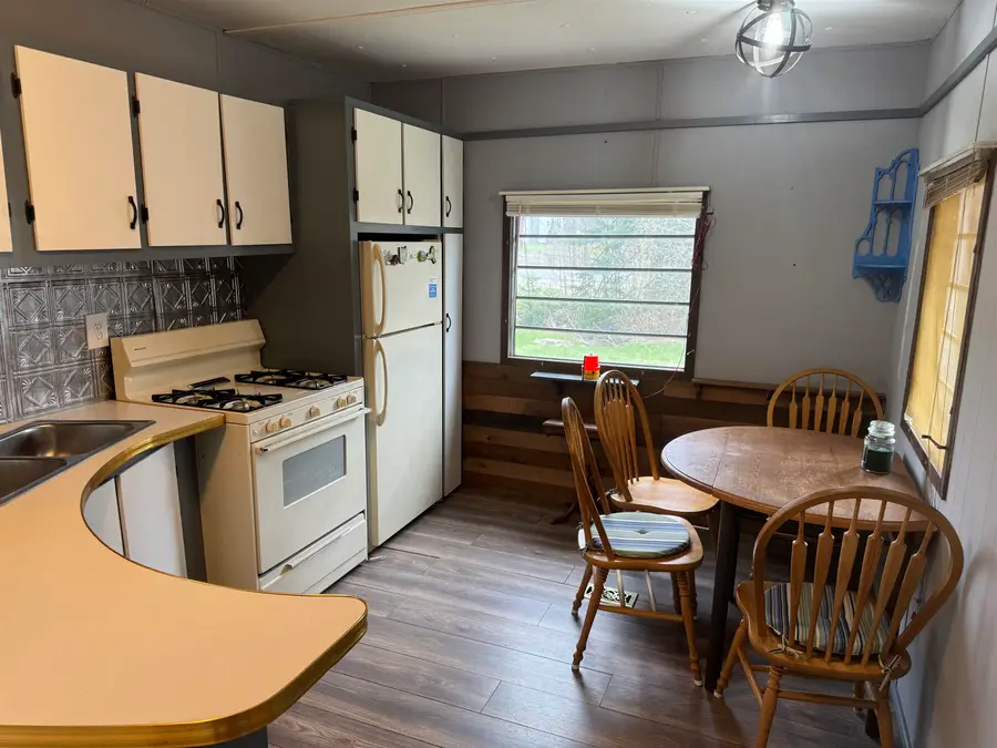 8 Dorf Auf Radar Road, Wilmington, VT 05363 - #2