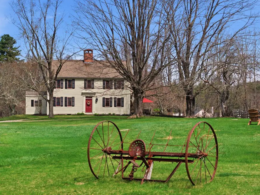 5 Old Manchester Road, Amherst, NH 03031 - #3