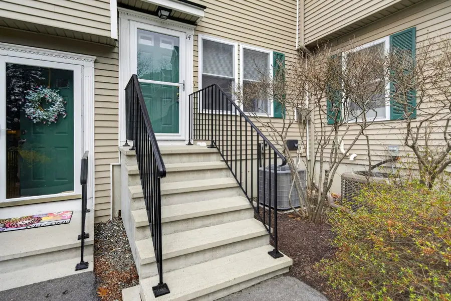 30 Charter Street #14, Exeter, NH 03833 - #2