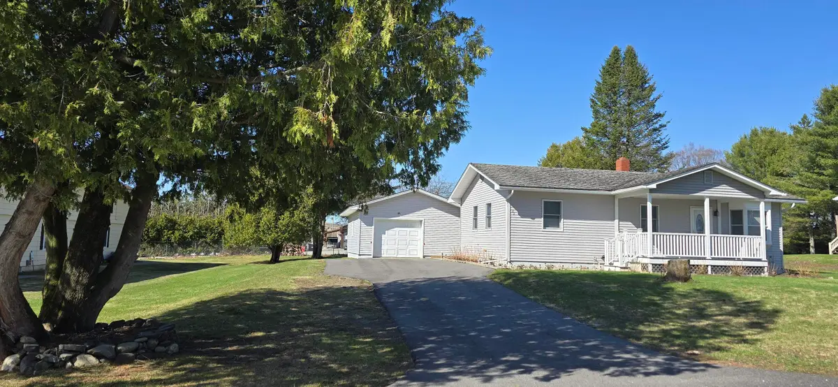 33 Lynwood Drive, Derby, VT 05829 - #1