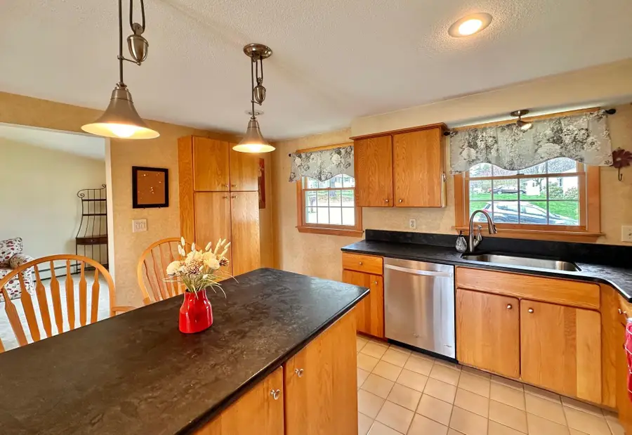 19 Pinewood Drive, Merrimack, NH 03054 - #3