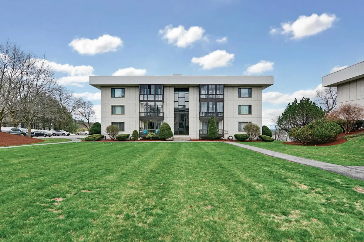 33 Spit Brook Road #21, Nashua, NH 03060 - #1