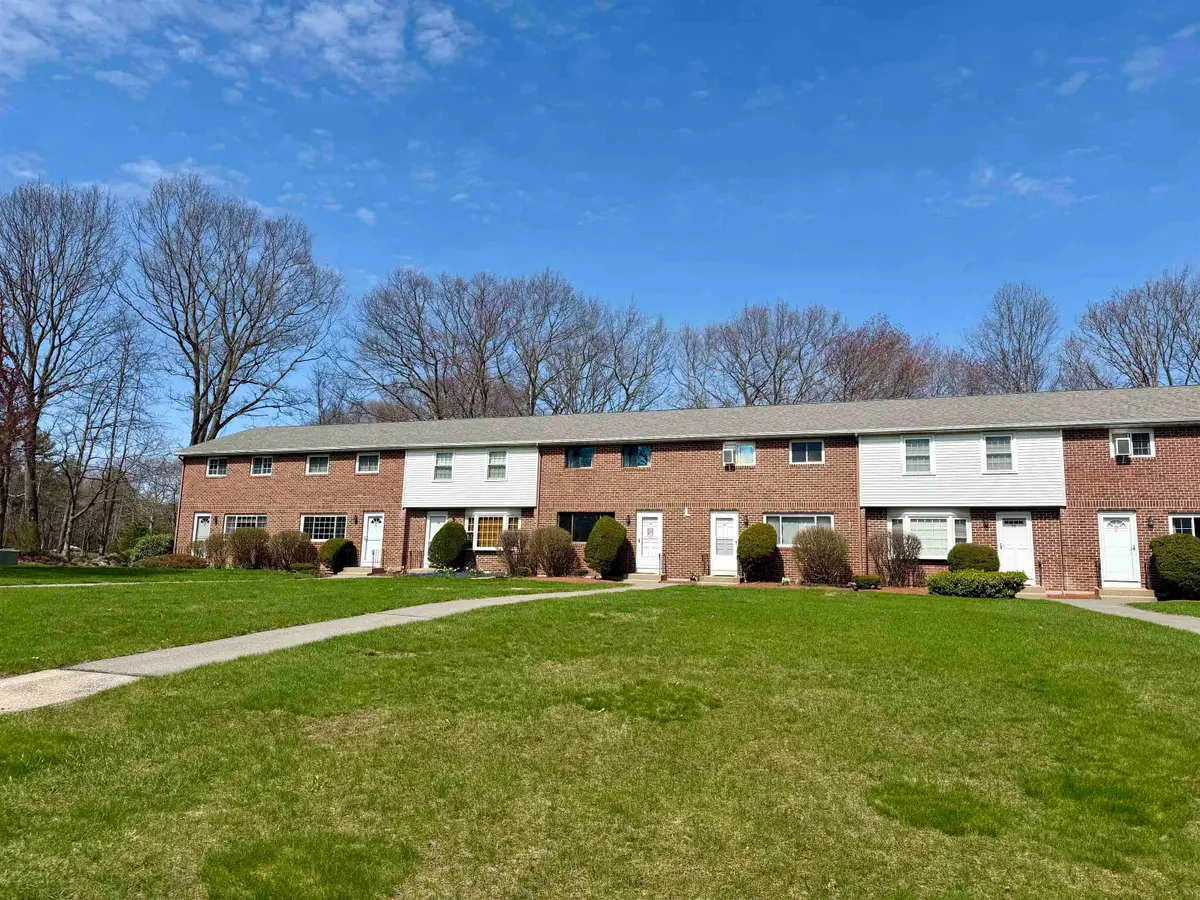 88 Oakridge Drive, Londonderry, NH 03053 - #1