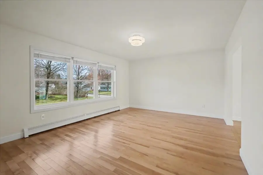 9 Hopkins Street, South Burlington, VT 05403 - #2