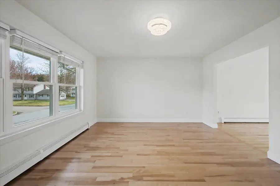 9 Hopkins Street, South Burlington, VT 05403 - #3