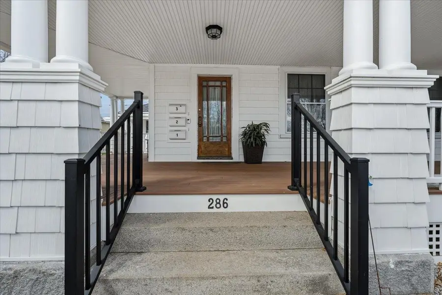 286 Coolidge Avenue, Manchester, NH 03102 - #3