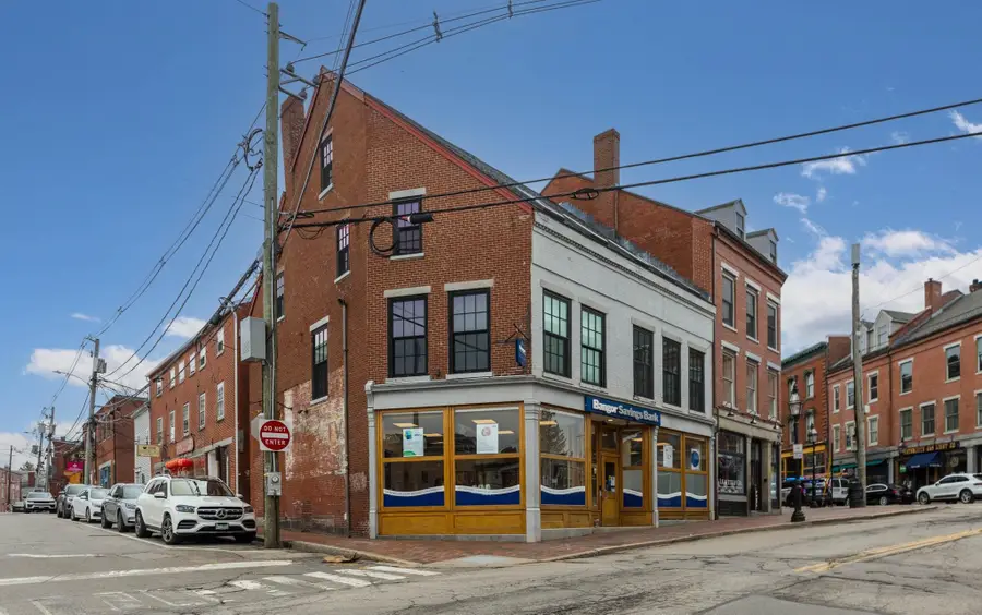 8 Bow Street, Portsmouth, NH 03801 - #3