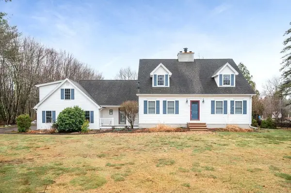 11 Witch Lane, Plaistow, NH 03865