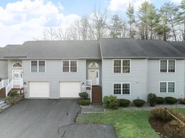 7 Edna Lane, Atkinson, NH 03811