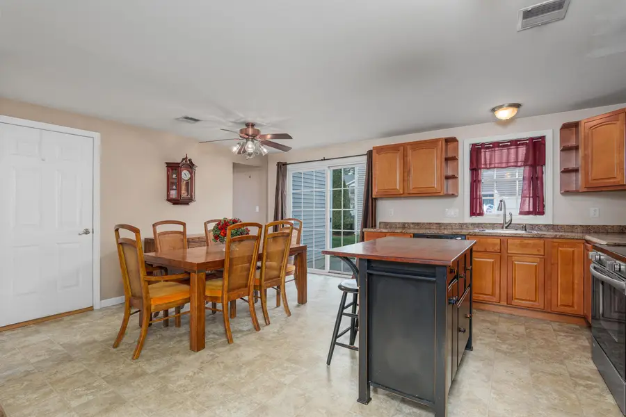 15 Red Sox Lane, Raymond, NH 03077 - #3