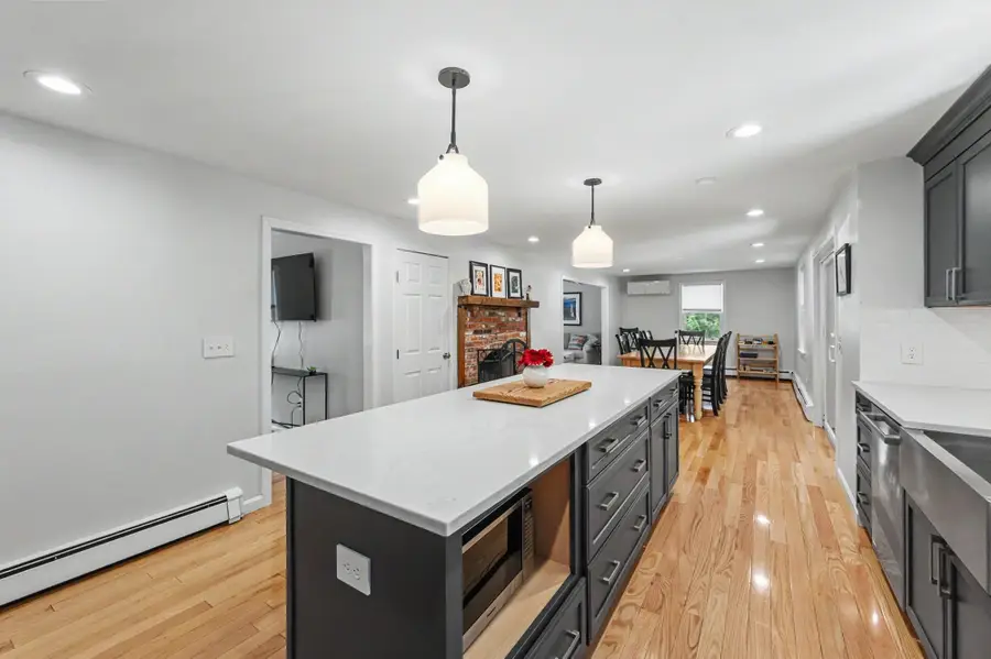 20 Doe Run Lane, Stratham, NH 03885 - #3