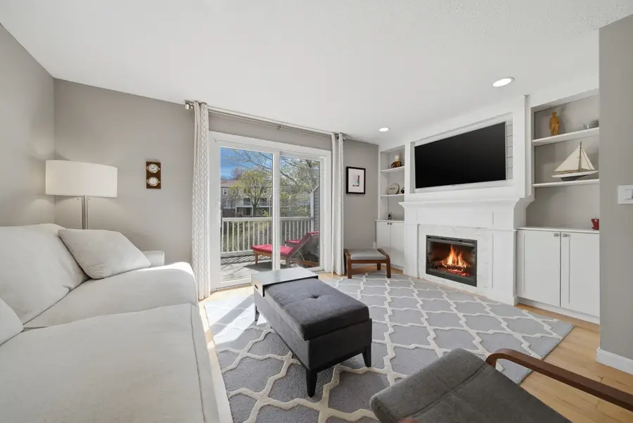 424 Fox Hollow Way, Manchester, NH 03104 - #2