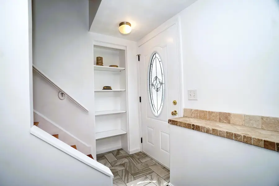 18 Barron Avenue, Salem, NH 03079 - #2