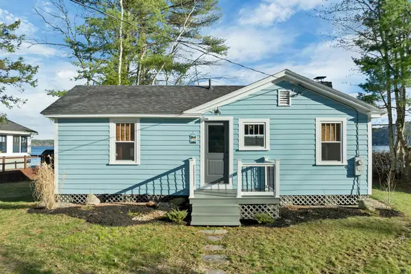 31 Lake Shore Drive, Effingham, NH 03882