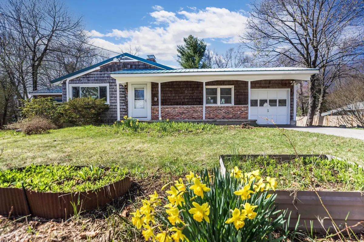 3 Mark Avenue, Stratham, NH 03885 - #1