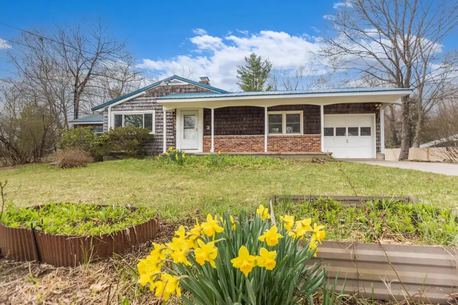 3 Mark Avenue, Stratham, NH 03885 - #2