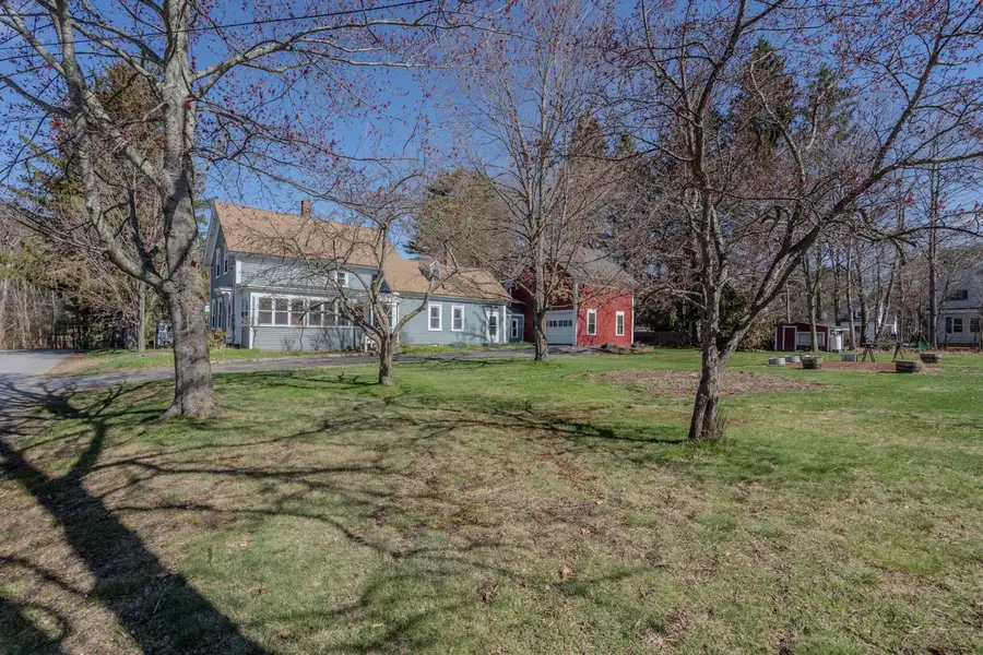 8 Adams Avenue, Rochester, NH 03867 - #2
