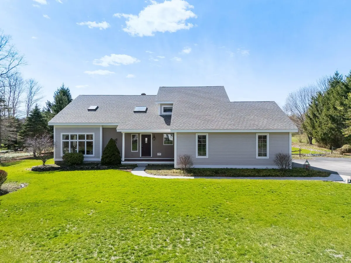 11 Captain Parker Drive, Lee, NH 03861 - #1