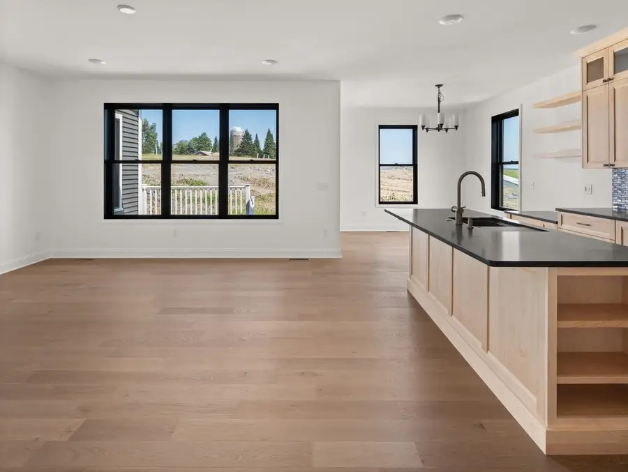 63 Daniel Drive, South Burlington, VT 05403 - #3