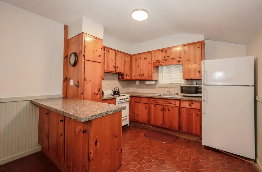 44 W Huntress Pond Road, Barnstead, NH 03225 - #3