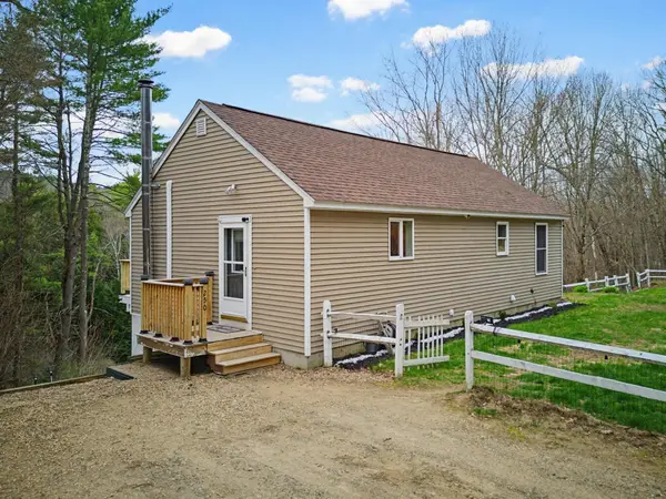 250 Concord Road, Northfield, NH 03276