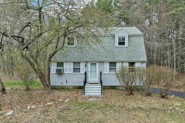 12 Blueberry Road, Windham, NH 03087