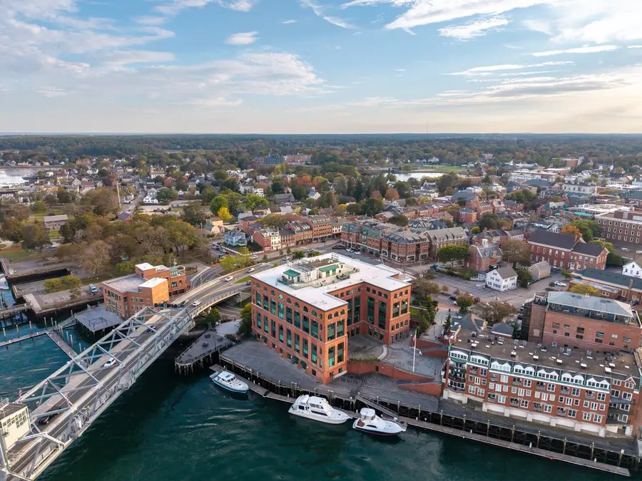 1 Harbour Place #4i, Portsmouth, NH 03801 - #3